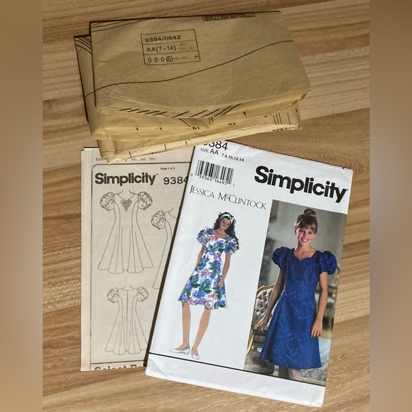 1995 UNCUT Simplicity Girls Plus Dress 9384 - Picture 2 of 2